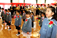 黒石幼稚園卒園式